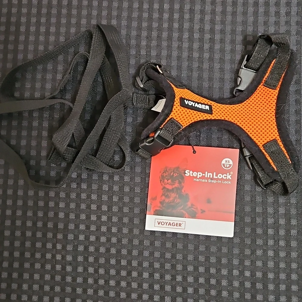 Voyager, Step-In Lock, Harness, Leash, Size XS, Cat, Adjustable, Orange & Black